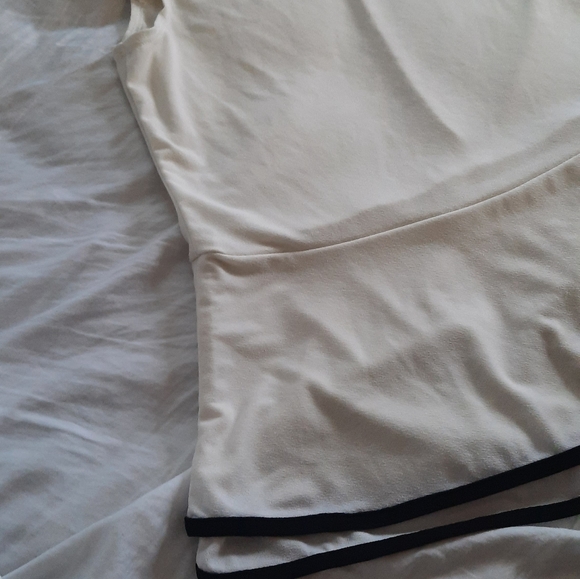 White peplum blouse - Picture 5 of 5